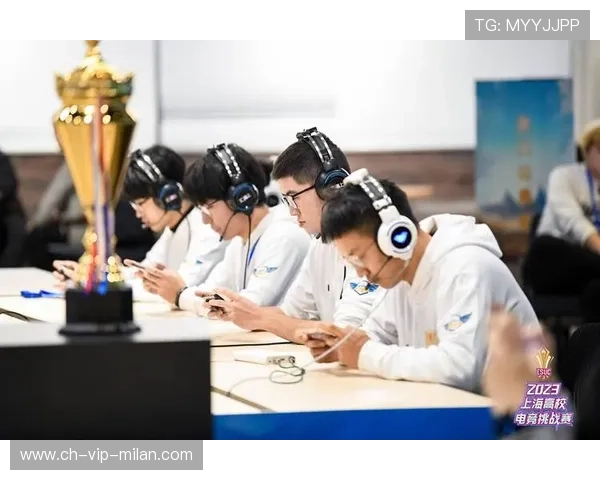 战队训练强度曝光:揭秘电竞背后的“铁血训练营” 战队训练强度曝光:揭秘电竞背后的“铁血训练营”