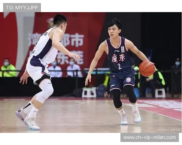 CBA年轻内线在对抗赛中表现成熟，成长速度加快